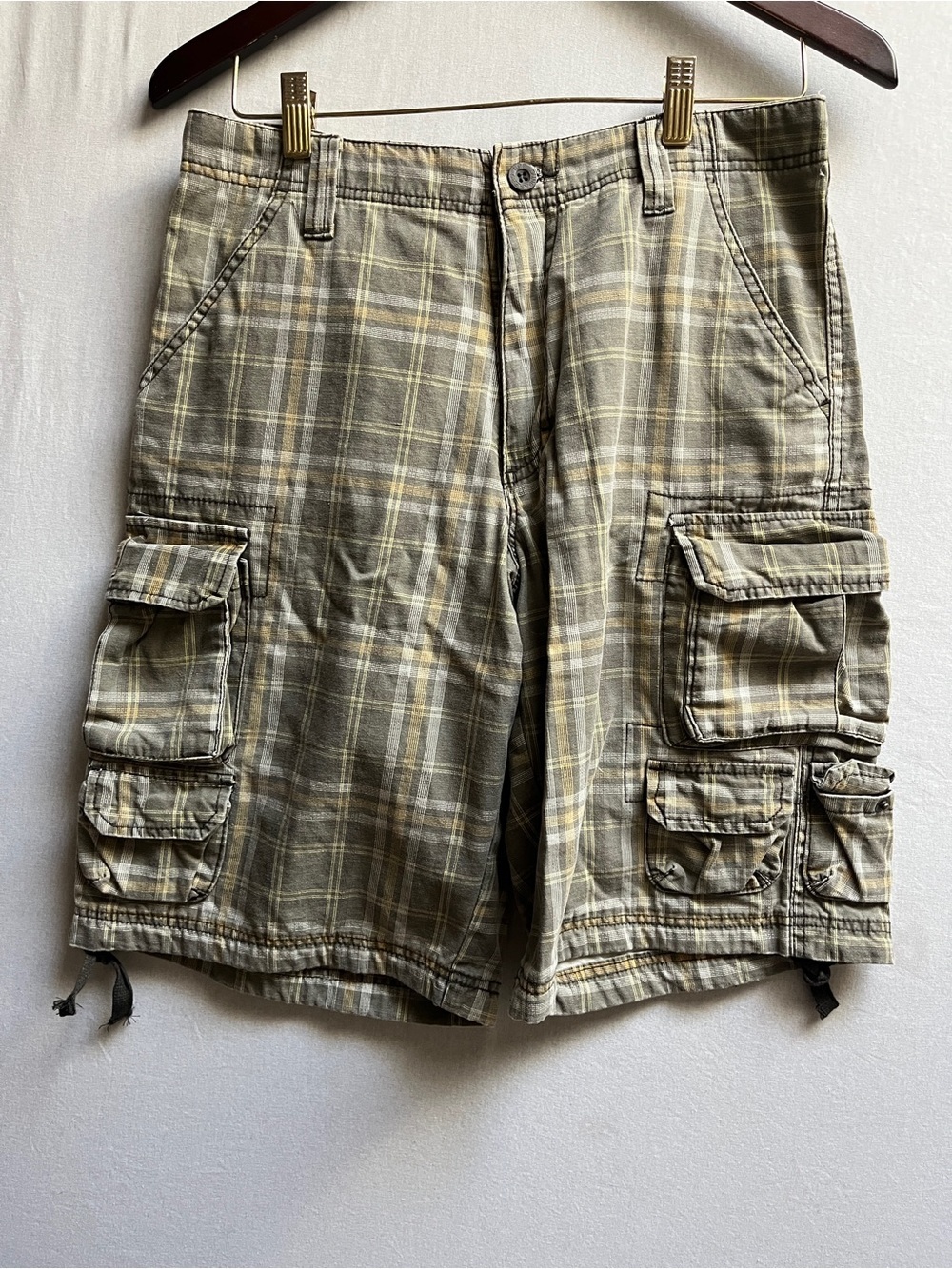 Lee Dungarees Plaid Cargo Shorts Men's Size 30 Heavy Cotton Twill Green Khaki